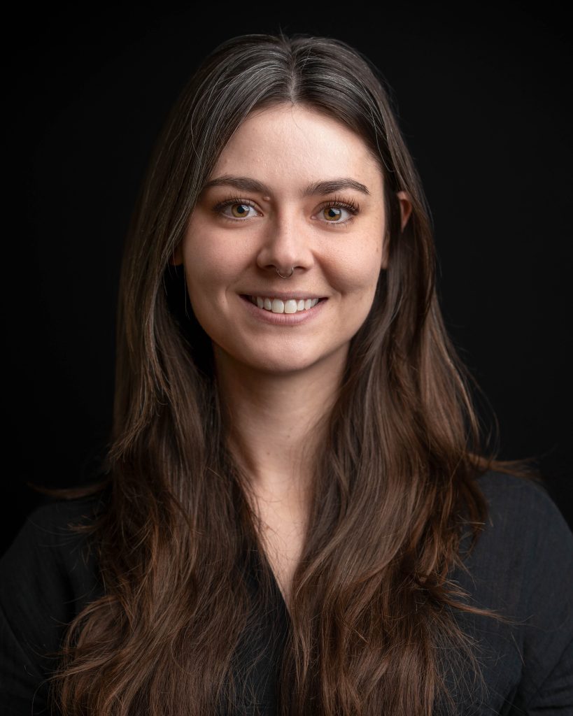 Headshot of Hannah Brewster